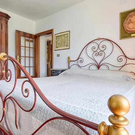 Apartman 1 Bedroom Lovely Apartment In Mezzanego *