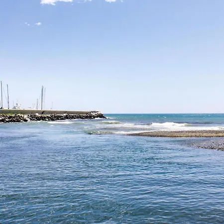 Διαμέρισμα Stunning In Mezzanego